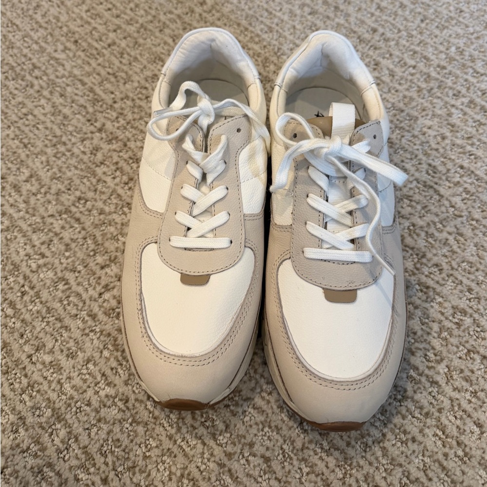 Madewell Women's Sneakers in White and Tan